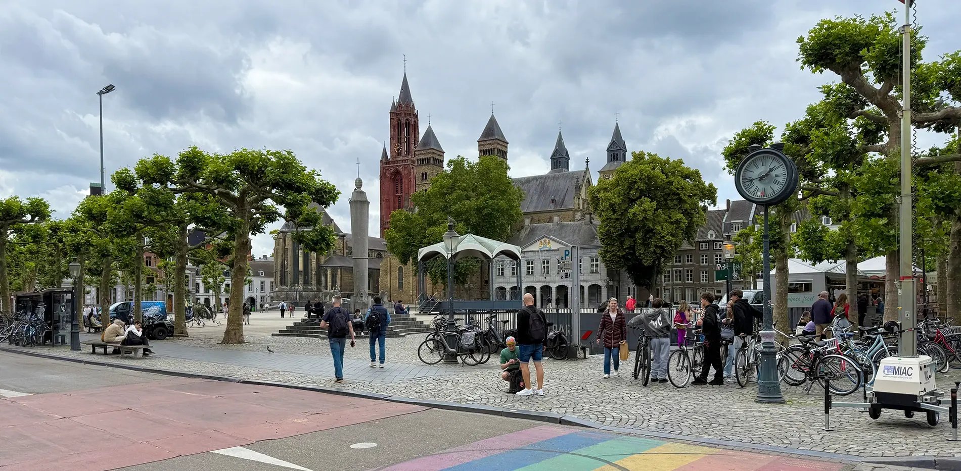 Headers Maastricht Limburg TraVio Reizen